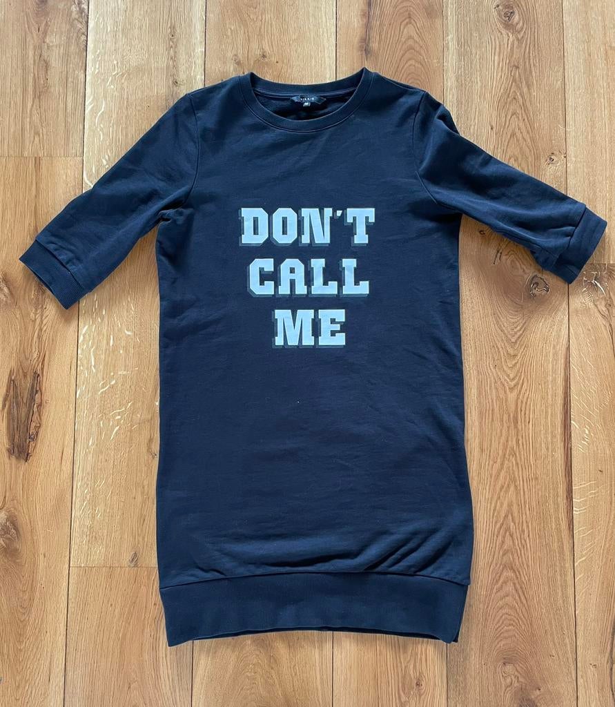 katoenen jurk van Nikkie blauw met witte letters., Maat 38/40 (M), NIK&NIK, Blauw, Ophalen of Verzenden