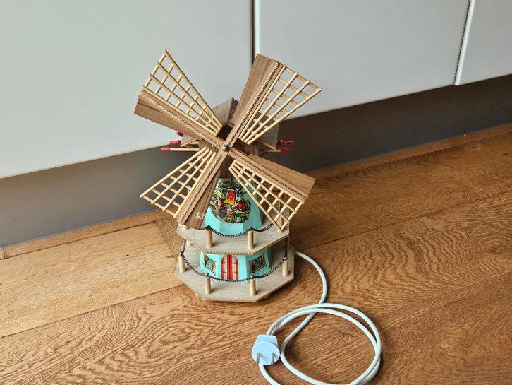 Vintage molentje speeldoos met licht, Verzamelen, Retro, Huis en Inrichting, Ophalen of Verzenden