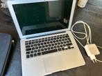 Apple Macbook Air Early 2015 13inch 8gb inclusief hoes, Computers en Software, Apple Macbooks, Ophalen of Verzenden, Zo goed als nieuw