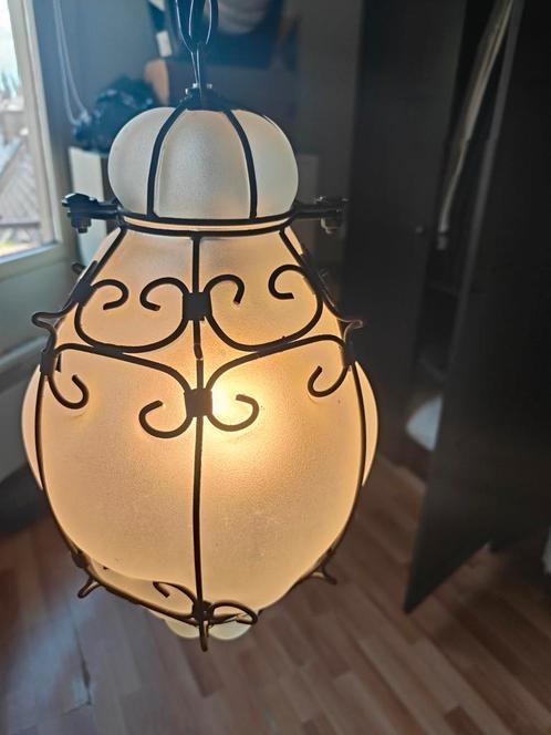 Vintage Venetiaanse hanglamp van melkglas (mat), Huis en Inrichting, Lampen | Hanglampen, Gebruikt, Minder dan 50 cm, Glas, Ophalen of Verzenden