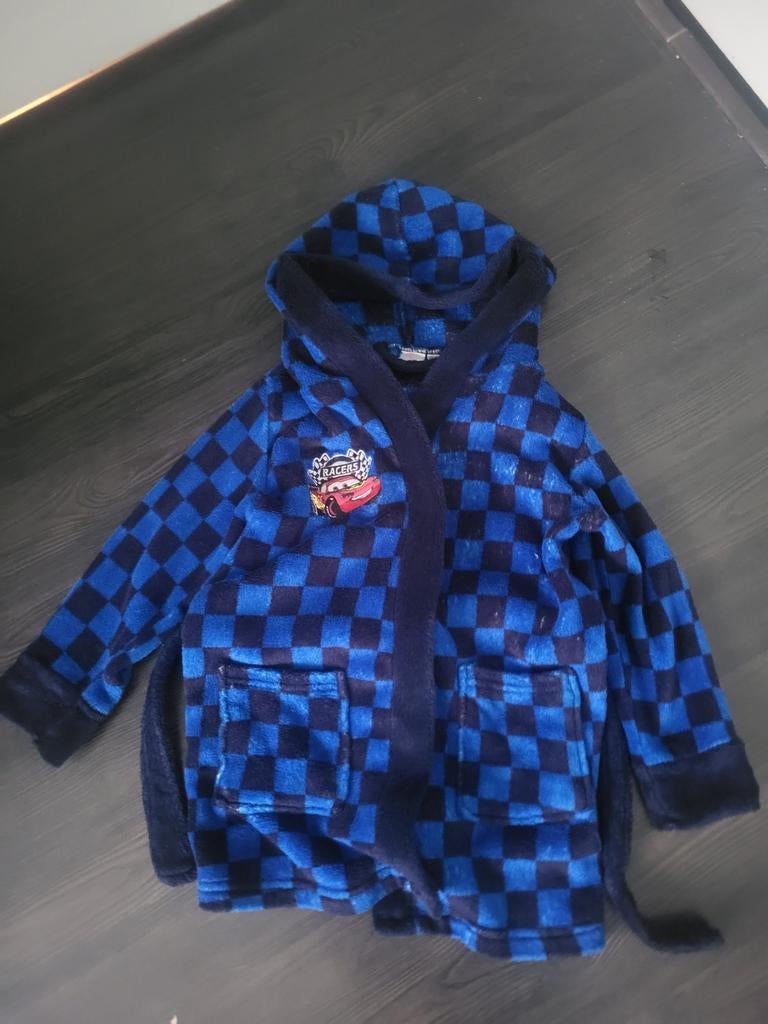 Mooie jongens badjas, Ophalen