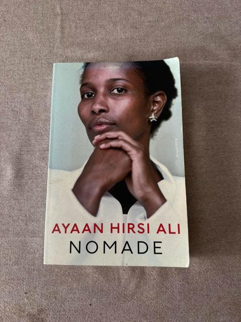 Ayaan Hirsi Ali - Nomade, Boeken, Politiek en Maatschappij, Zo goed als nieuw, Maatschappij en Samenleving, Wereld, Verzenden