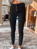 Bershka utiliteitsbroek 34 xs zwart zwarte broek stretch, Verzenden, Zwart, Zo goed als nieuw, Maat 34 (XS) of kleiner