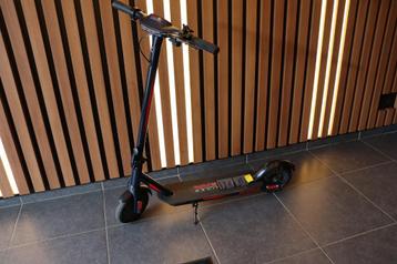 Red Bull E-Step Race All 8,5" | 7,5Ah Nieuw in doos beschikbaar voor biedingen