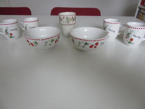 Jet ter Steege JTS senseo mok beker kop kom Strawberry, Huis en Inrichting, Keuken | Servies, Zo goed als nieuw, Kop(pen) en/of Schotel(s)