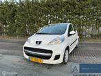 Peugeot 107 1.0-12V XS airco 5 deurs, Voorwielaandrijving, Euro 5, Gebruikt, 4 stoelen