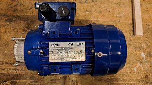 Elektromotor 0,55kW 230/400 Volt (Nieuw), Doe-het-zelf en Verbouw, Motoren, Nieuw, Elektromotor, 1800 rpm of meer, Ophalen of Verzenden