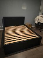 IKEA Bed met Hoofdbord - Zwart, Huis en Inrichting, Slaapkamer | Bedden, Ophalen, Zwart, Tweepersoons, Zo goed als nieuw
