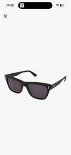 Calvin Klein CK19526S 001 Zonnebril – Stijlvol & Origineel, Zonnebril, Zwart, Zo goed als nieuw, Ophalen