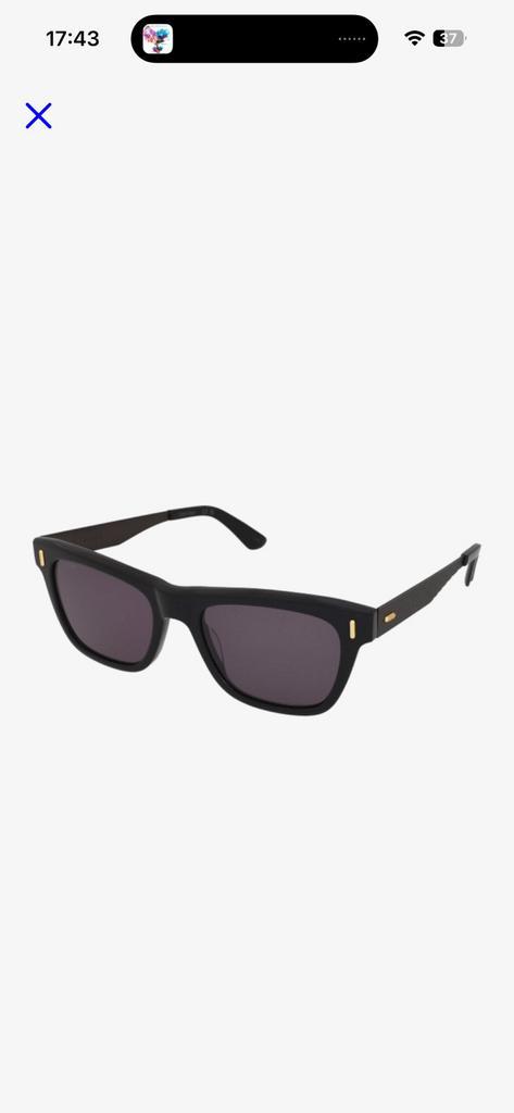 Calvin Klein CK19526S 001 Zonnebril – Stijlvol & Origineel, Sieraden, Tassen en Uiterlijk, Zonnebrillen en Brillen | Dames, Zo goed als nieuw