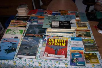 Hele grote collectie van boeken over luchtvaart. Zie foto's. beschikbaar voor biedingen