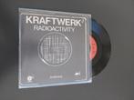 Kraftwerk radioactivity, Ophalen of Verzenden, Gebruikt, 7 inch, Single