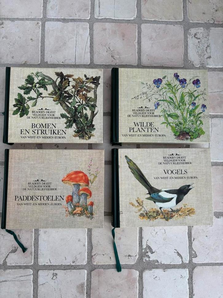 Natuurgidsen Reader's Digest (4 boeken) Bomen planten vogels, Boeken, Natuur, Zo goed als nieuw, Natuur algemeen, Ophalen of Verzenden