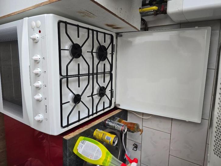 Oven en fornuis bosch, Witgoed en Apparatuur, Fornuizen, Gebruikt, Vrijstaand, Gas, 4 kookzones, 85 tot 90 cm, 45 tot 60 cm, Ophalen