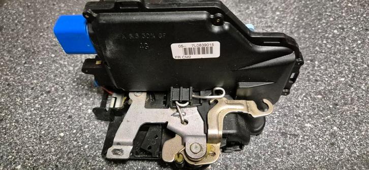 Deurslot module VW Golf 5 Links achter., Auto-onderdelen, Elektronica en Kabels, Ophalen of Verzenden