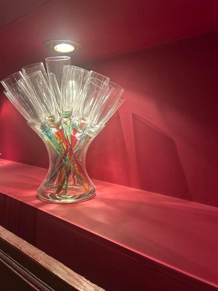 Set Champagneglazen in Vaas, Huis en Inrichting, Woonaccessoires | Vazen, Zo goed als nieuw, Overige kleuren, Minder dan 50 cm