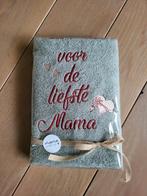 Moederdag cadeau handdoek voor de liefste mama/oma, Nieuw, Ophalen of Verzenden, Handdoek