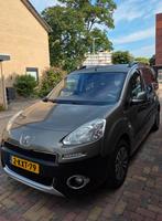 Rolstoelauto Peugeot Partner 1.6 16V Tepee 7PL 2013 Groen, Auto's, Voorwielaandrijving, 65 €/maand, 4 cilinders, 1379 kg