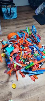Veel Hot Wheels baan onderdelen, Kinderen en Baby's, Speelgoed | Racebanen, Racebaan, Ophalen of Verzenden, Zelf te bouwen, Hot Wheels