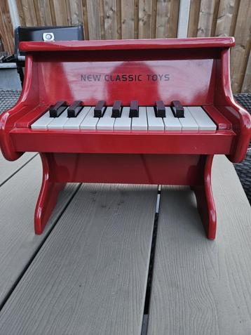 Zgan prachtig New Classic Toys Piano voor kinderen stevige h beschikbaar voor biedingen
