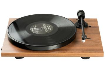 Pro-Ject, Auris,  Acoustics Solid, Rega – Platenspelers beschikbaar voor biedingen