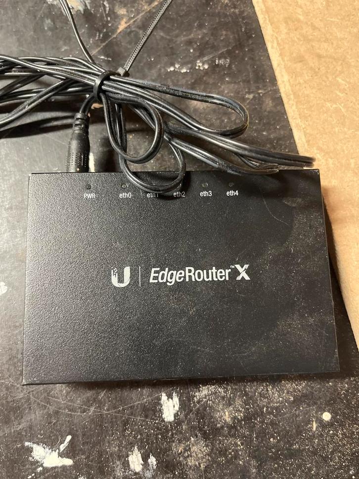 Ubiquiti EdgeRouter X - Krachtige Router, Computers en Software, Routers en Modems, Gebruikt, Router, Ophalen