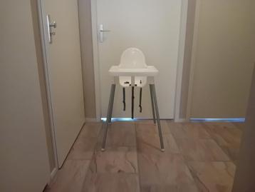 kinderstoel beschikbaar voor biedingen