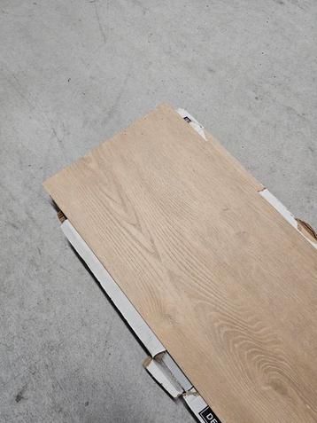 18 x Ambiant robusto plak pvc 153 x 25 (+- 7m2) beschikbaar voor biedingen