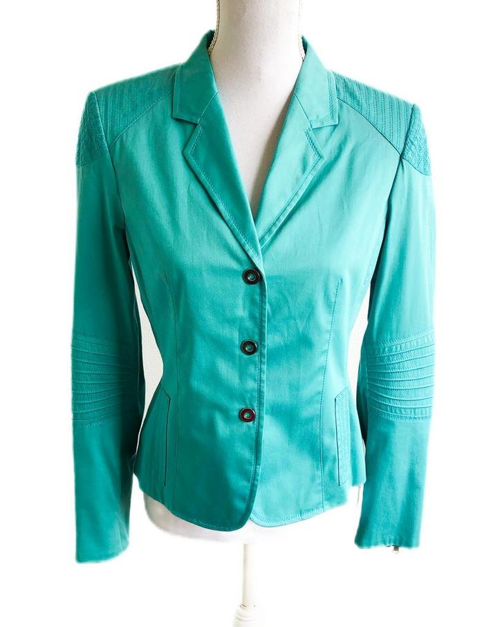 SALE Mooi jasje van Madeleine 36, Kleding | Dames, Jasjes, Kostuums en Pakken, Zo goed als nieuw, Jasje, Maat 36 (S), Groen, Ophalen of Verzenden