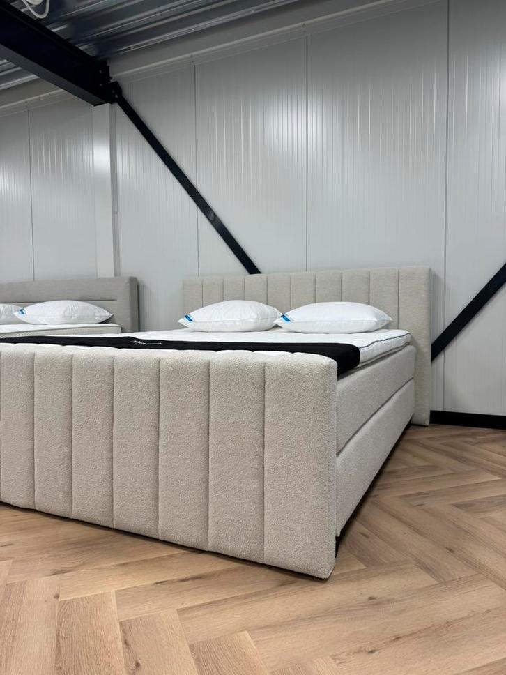 BOXSPRING TEDDY BEIGE BOUCLÉ BED TEDDY BED, Huis en Inrichting, Slaapkamer | Boxsprings, Nieuw, 180 cm, 200 cm, Tweepersoons, Beige