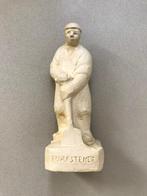 Beeldje Drentse turfsteker NK 1974 1984, Verzamelen, Beelden en Beeldjes, Ophalen, Gebruikt, Mens