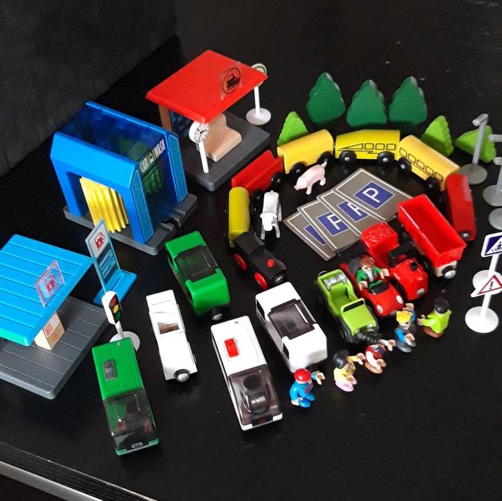 Treinbaan met houten rails, Kinderen en Baby's, Speelgoed | Houten speelgoed, Gebruikt, Overige typen, Ophalen