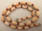 Oud koraal en rode bloedkoraal kralen halsketting, Sieraden, Tassen en Uiterlijk, Antieke sieraden, Ophalen of Verzenden, Overige materialen