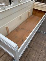 Brocante zweedse witte slaapbank bedbank klepbank, Ophalen