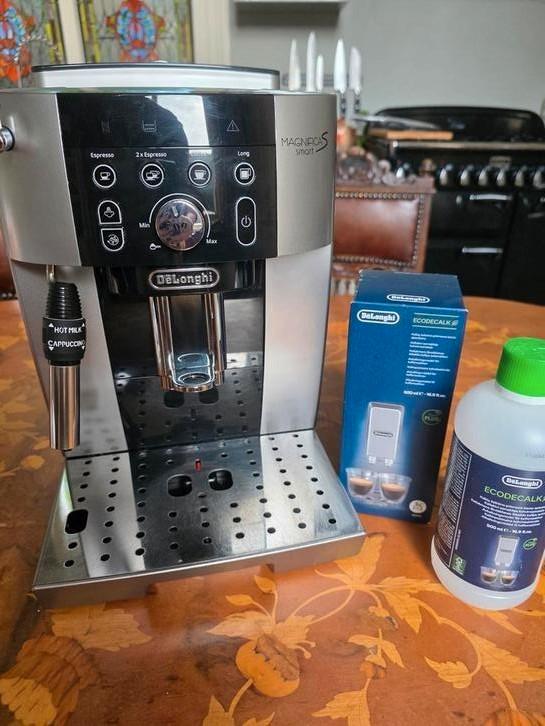 DeLonghi Magnifica S Smart in zeer goede staat, Witgoed en Apparatuur, Koffiezetapparaten, Gebruikt, Koffiemachine, Ophalen of Verzenden