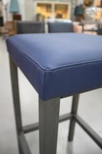 6 vierkante barkrukken barstoel metaal & skai blauw, Huis en Inrichting, Barkrukken, Ophalen, 5 krukken of meer, Met voetsteun