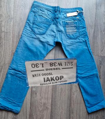 - NIEUWE - Diesel IAKOP W38 L30 * 38x30 slim tapered #D713 beschikbaar voor biedingen