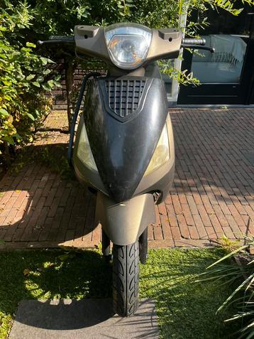 La souris city beschikbaar voor biedingen