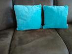 2 kussens, Youniq decoratios, Ophalen of Verzenden, Zo goed als nieuw, Blauw, Vierkant