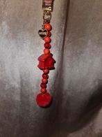 Hanger handmade kleuren rood met goud hartjes hanger, Ophalen of Verzenden, Nieuw, Rood