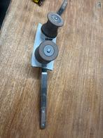 Twee lieren met een vast handvat onderlijk aan spannen, Ophalen of Verzenden, Gebruikt, Tuigage en Masten, Zeilboot