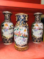 Vier prachtige Chinese vazen met hetzelfde decor, Huis en Inrichting, Woonaccessoires | Vazen, Ophalen, A, A, A