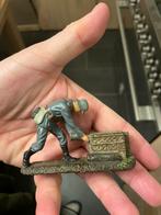 Lineol flak artillerist pakt munitie, Ophalen of Verzenden