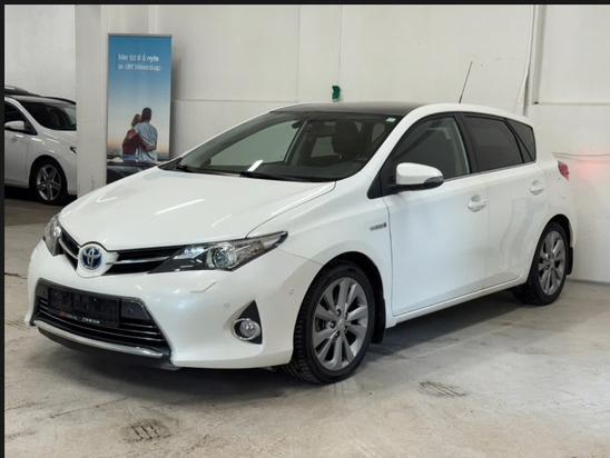 Toyota Auris 1.8 Hybrid 73KW 5D 2014 Wit, Auto's, Toyota, Particulier, Auris, Adaptive Cruise Control, Airbags, Airconditioning