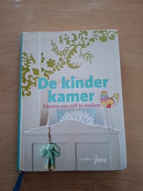 De kinderkamer, Boeken, Wonen en Tuinieren, Zo goed als nieuw, Interieur en Design, Ophalen of Verzenden