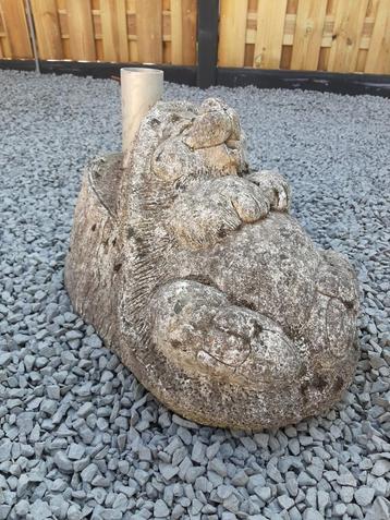 Te koop betonnen Parasolvoet Egel - Tuindecoratie beschikbaar voor biedingen