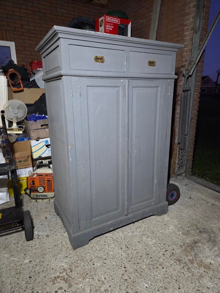 Brocante kast met lades, deuren en uitschuifplaat., Ophalen, Gebruikt