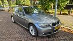 BMW 318i Touring (2011) | Project auto (Oliedruk Defect), Zwart, 4 cilinders, Origineel Nederlands, Stationwagon