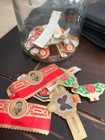 Vintage Sigarenbandjes Verzameling beschikbaar voor biedingen