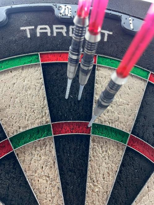 Target Japan 23 gram Heracles dartpijlen 90% Tungsten, Sport en Fitness, Darts, Zo goed als nieuw, Pijlen, Ophalen of Verzenden